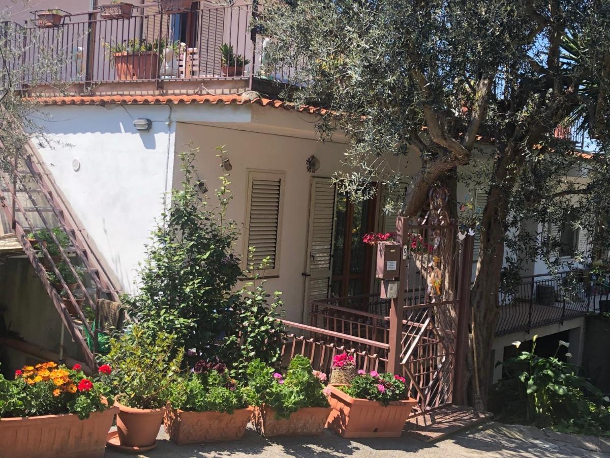 B&B Cosy Room Vico Equense Buitenkant foto